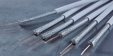 Kabel- und Steckverbinder bei Elkom Nord GmbH in Nürnberg