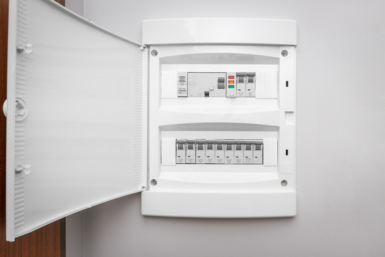 Über­spannungs­schutz bei Elkom Nord GmbH in Nürnberg